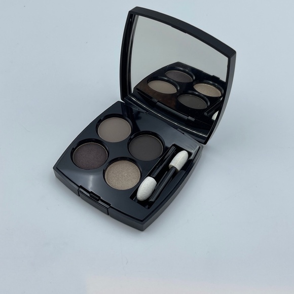 NEW CHANEL LES 4 OMBRES 322 BLURRY GREY MULTI-EFFECT QUADRA EYESHADOW - Picture 1 of 6